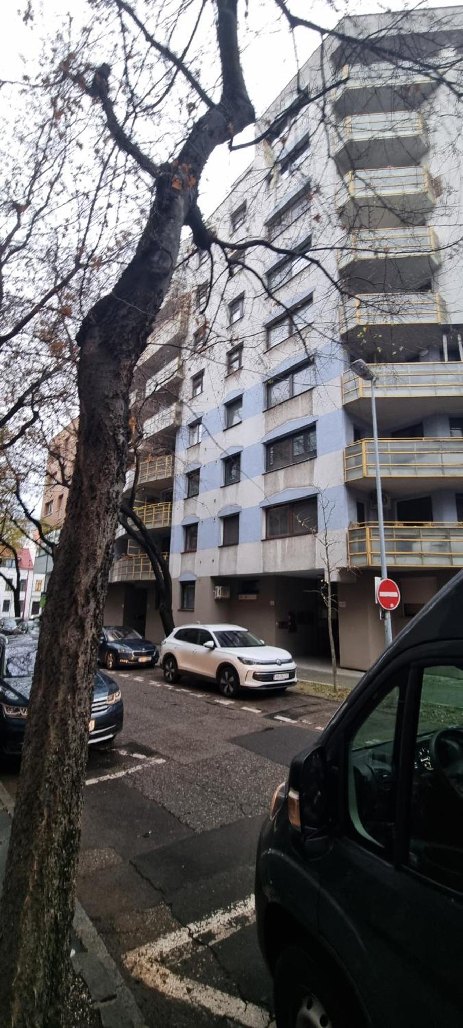 Huge Apartment Next To Train Station Close To The City Center Pressburg Exterior foto